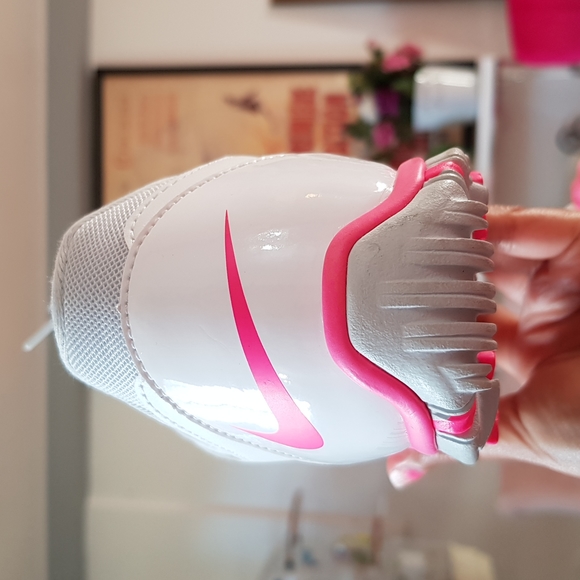 NIKE Pink & Light Grey Sneakers - Picture 15 of 16